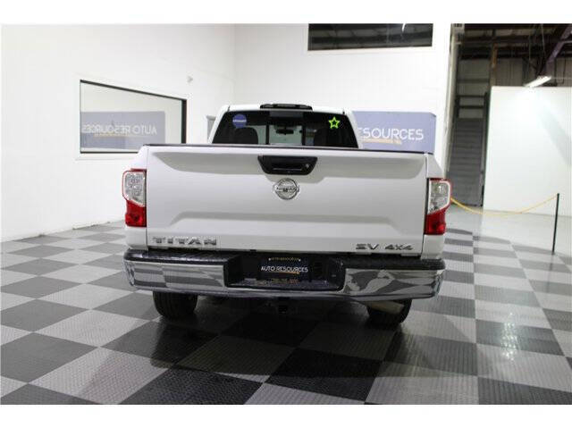 2019 Nissan Titan SV