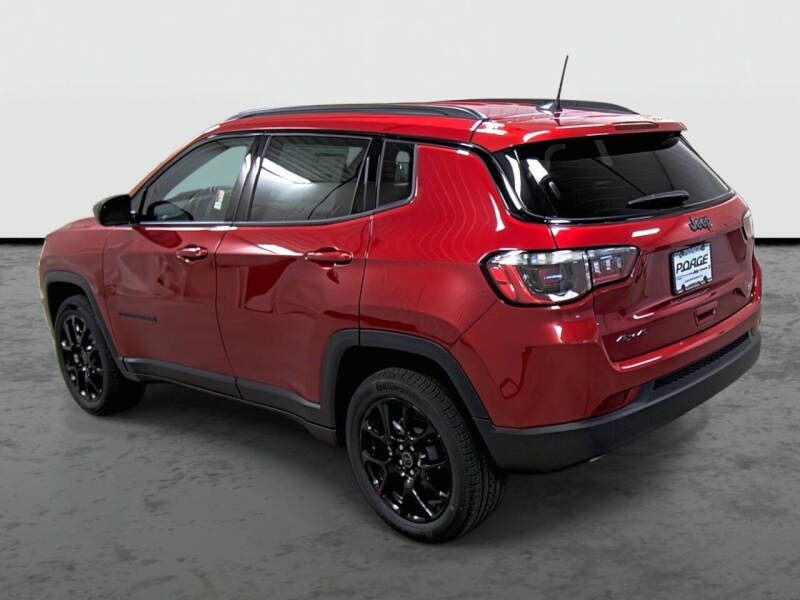 2026 Jeep Compass Latitude Altitude