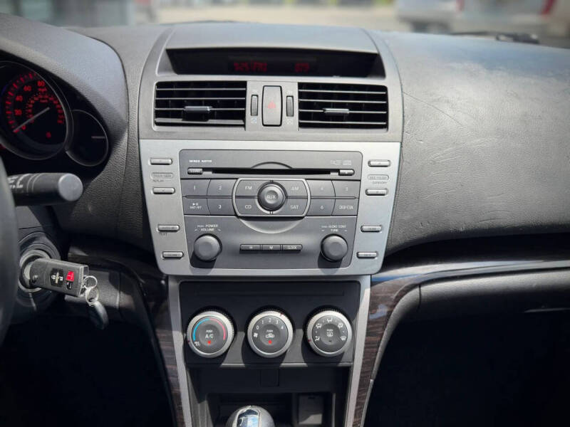 2012 Mazda MAZDA6 i Touring Plus
