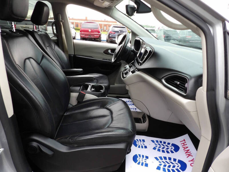 2018 Chrysler Pacifica Touring L