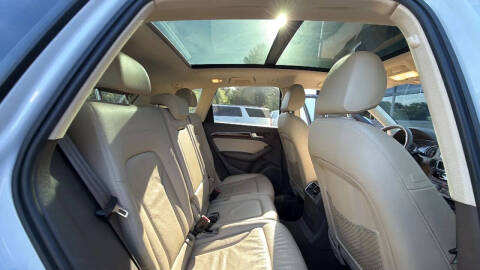 2015 Audi Q5 2.0T quattro Premium Plus