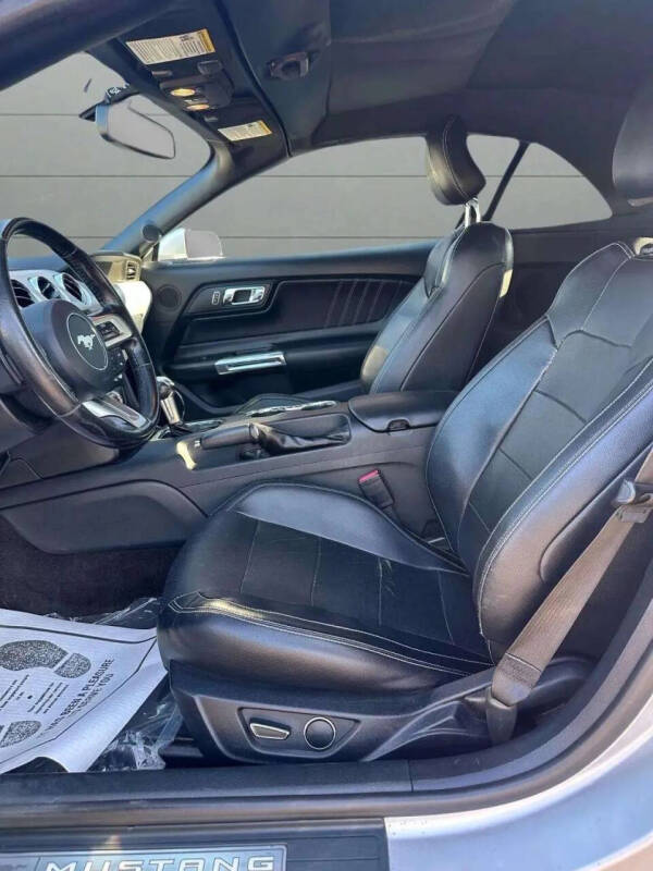 2015 Ford Mustang EcoBoost Premium