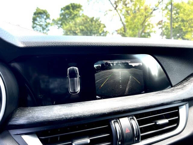 2022 Alfa Romeo Stelvio Sprint