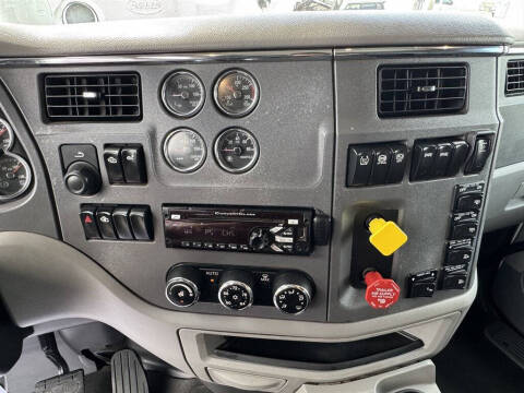2017 Peterbilt 567