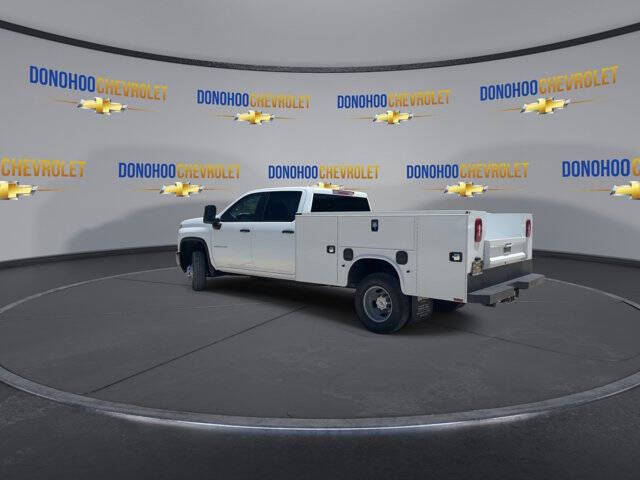 2026 Chevrolet Silverado 3500HD CC Work Truck