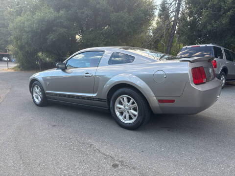 2009 Ford Mustang V6 Deluxe