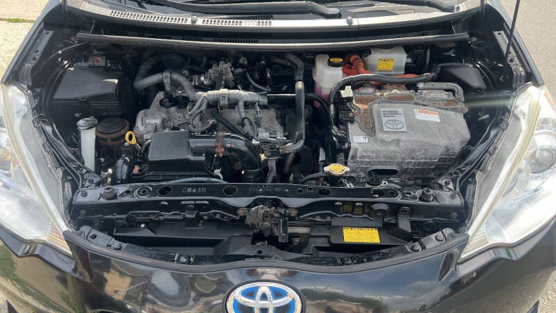 2014 Toyota Prius c Four