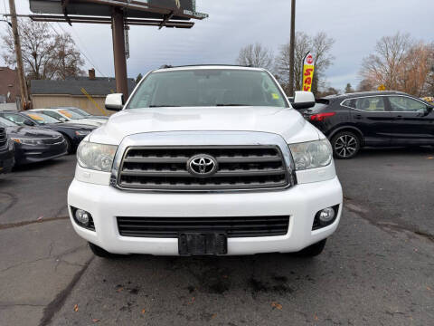 2016 Toyota Sequoia SR5