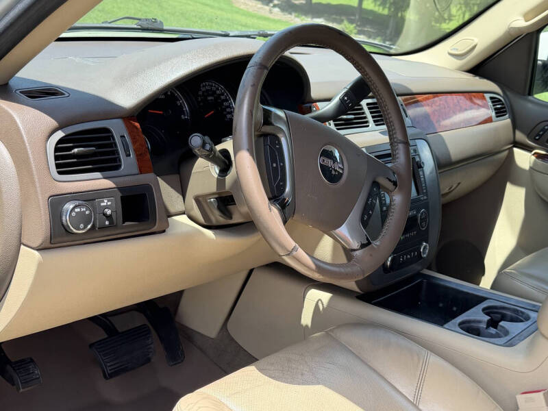 2011 GMC Yukon SLT