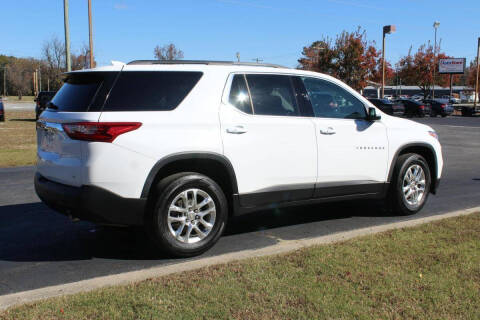 2021 Chevrolet Traverse LT Cloth
