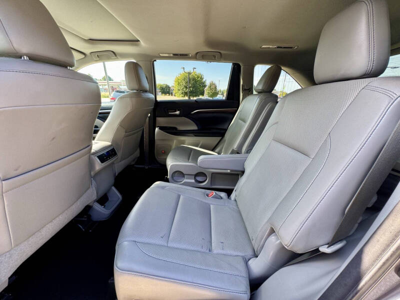 2016 Toyota Highlander Limited