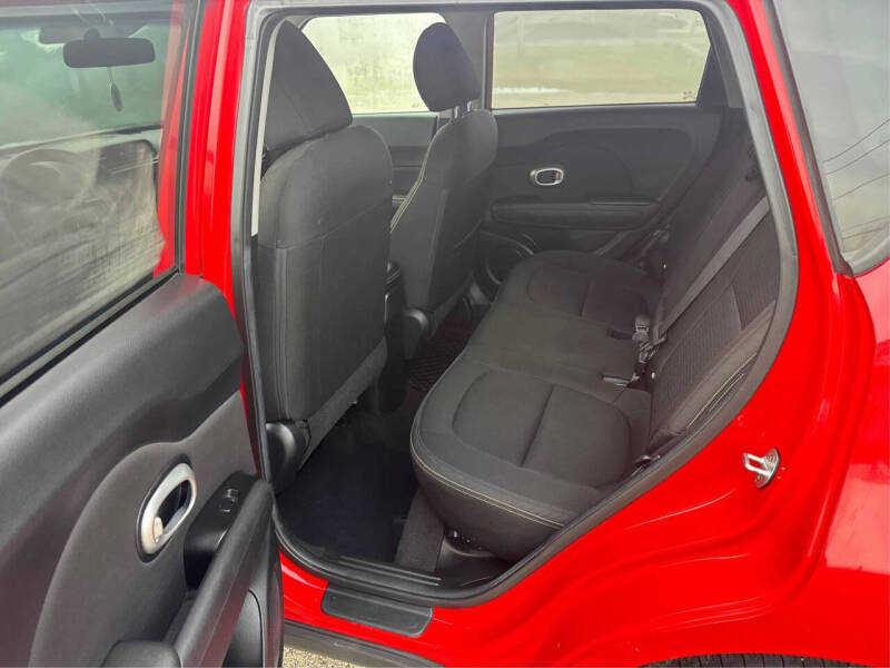 2015 Kia Soul +