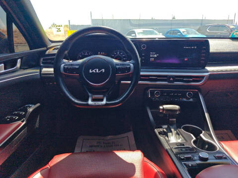 2023 Kia K5