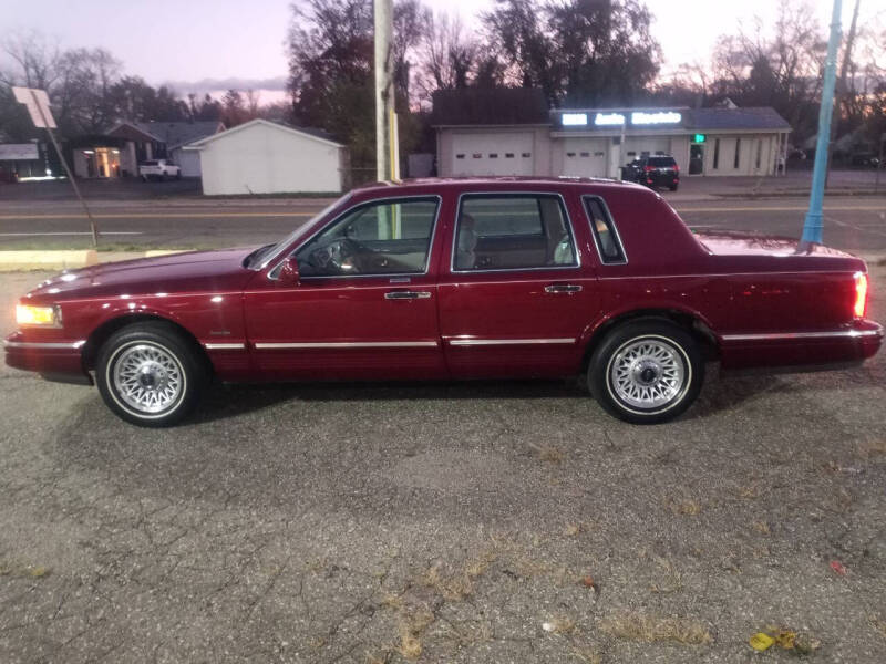 1997 Lincoln Town Car EXECUTIVE photo 4