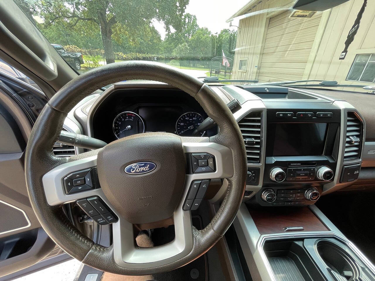 2019 Ford F-350 Super Duty for sale at Sthrn Truck & Auto, LLC. in Weatherford, TX