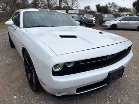 2018 Dodge Challenger SXT