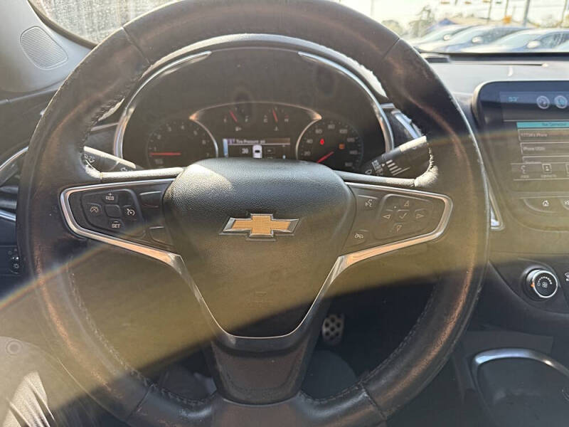 2017 Chevrolet Malibu LT