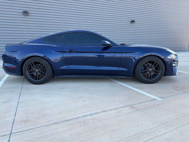 2019 Ford Mustang EcoBoost