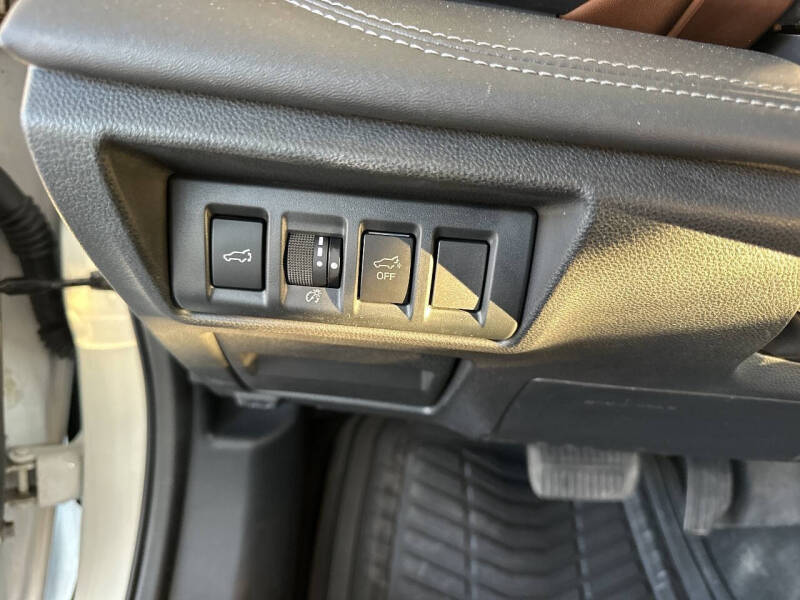 2021 Subaru Outback Touring