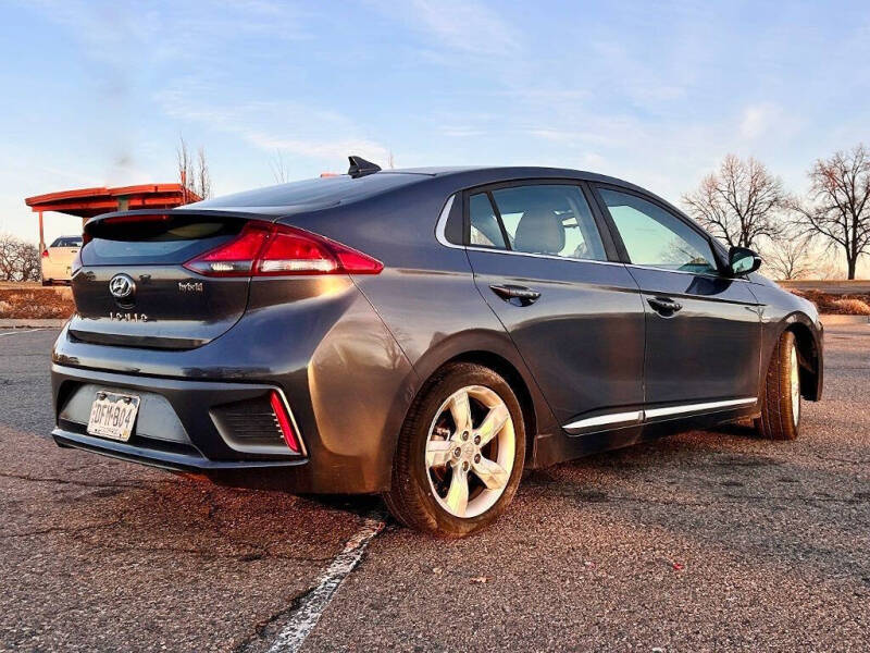 2020 Hyundai Ioniq Hybrid SE