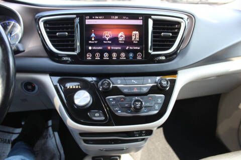 2019 Chrysler Pacifica Touring L Plus
