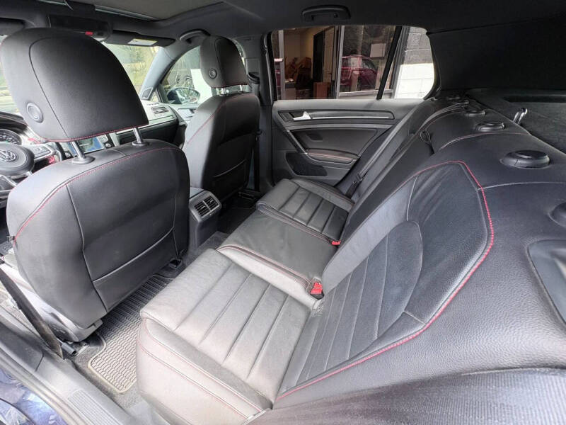 2017 Volkswagen Golf GTI
