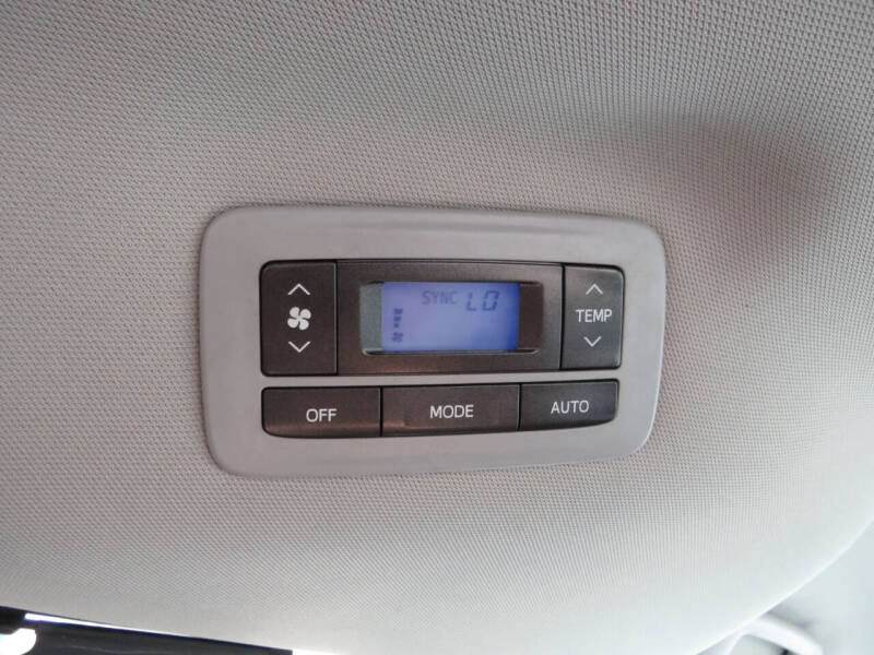 2017 Toyota Sienna LE 7-Passenger