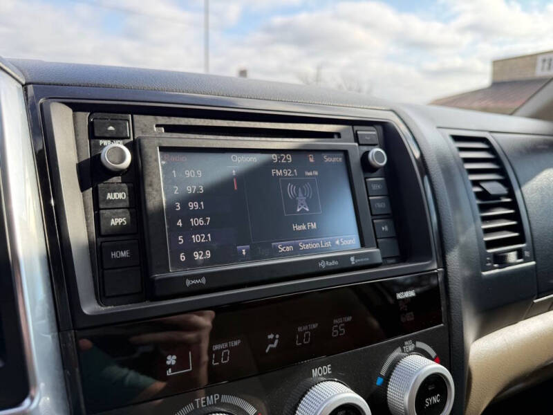 2019 Toyota Sequoia SR5