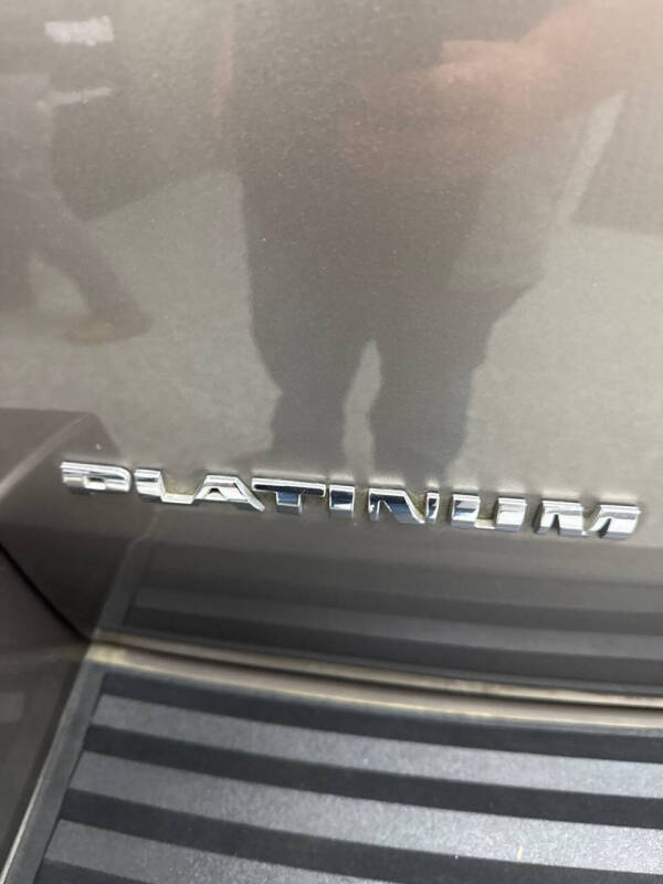 2014 Cadillac Escalade Platinum