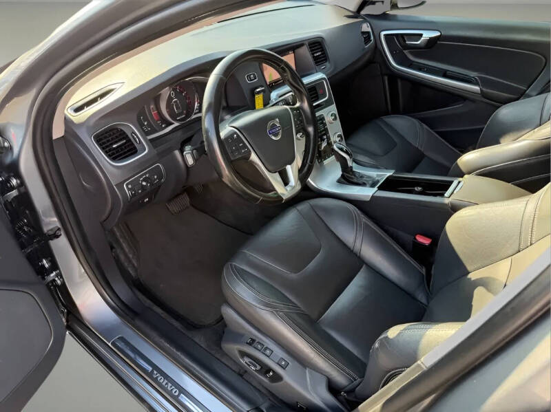 2018 Volvo S60 T5 Dynamic