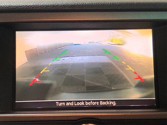 2011 Nissan Armada SV