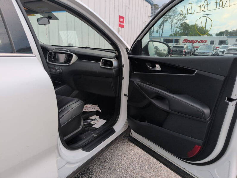 2019 Kia Sorento LX