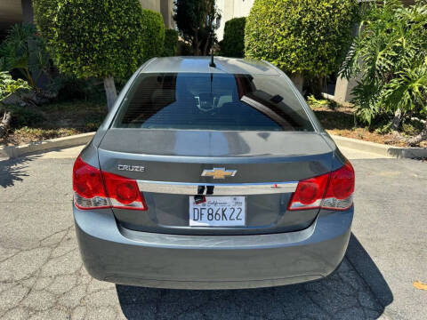 2013 Chevrolet Cruze LS Auto