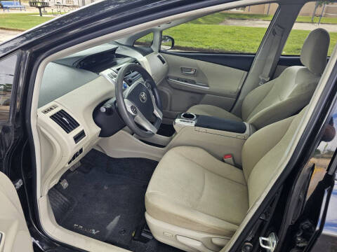 2012 Toyota Prius v Five