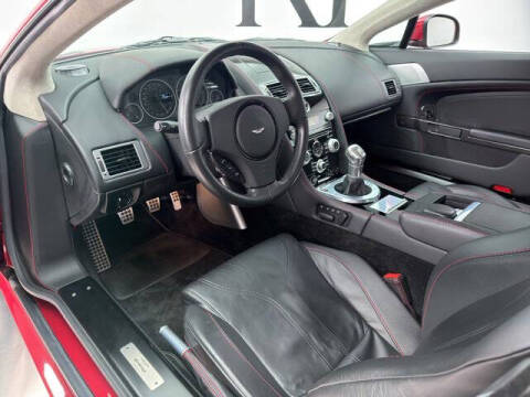 2011 Aston Martin V12 Vantage