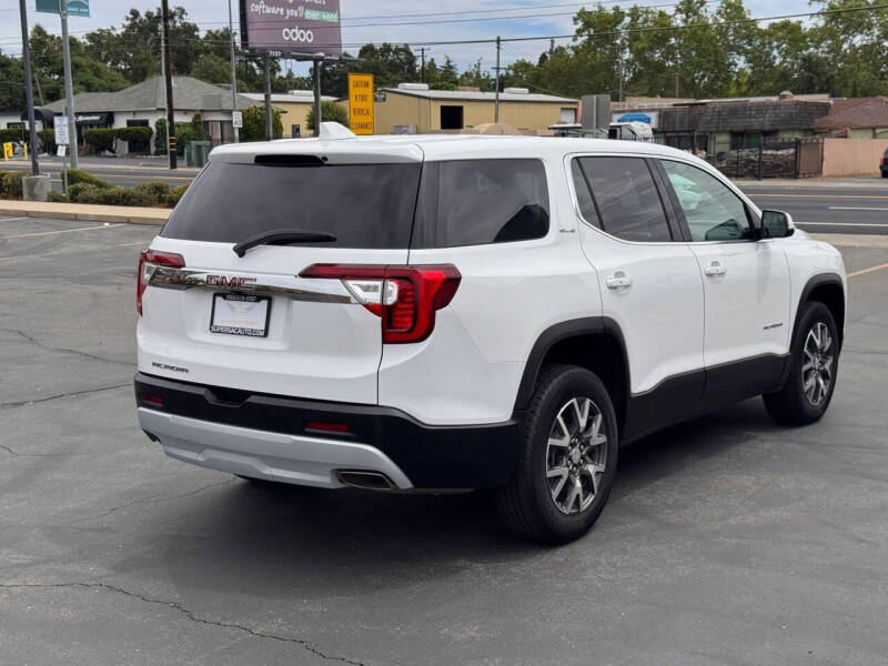 2022 GMC Acadia SLE