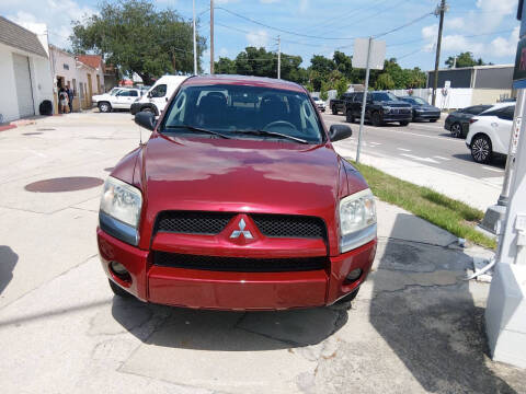 2006 Mitsubishi Raider LS
