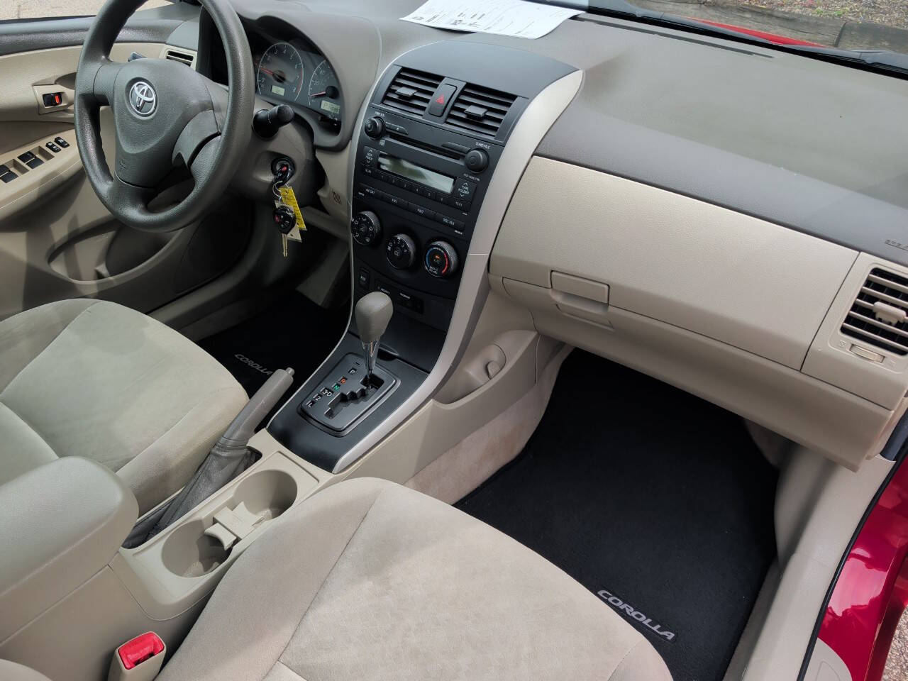 Red 2009 Toyota Corolla LE LE 4dr Sedan 4A 21
