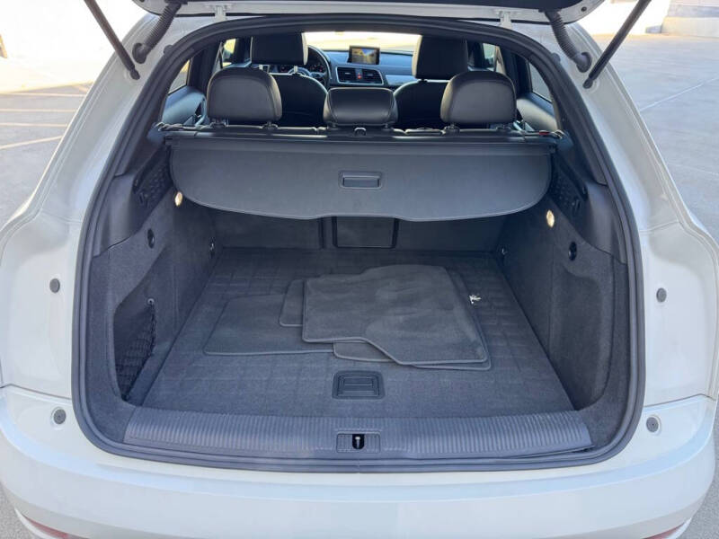 2017 Audi Q3 2.0T quattro Premium