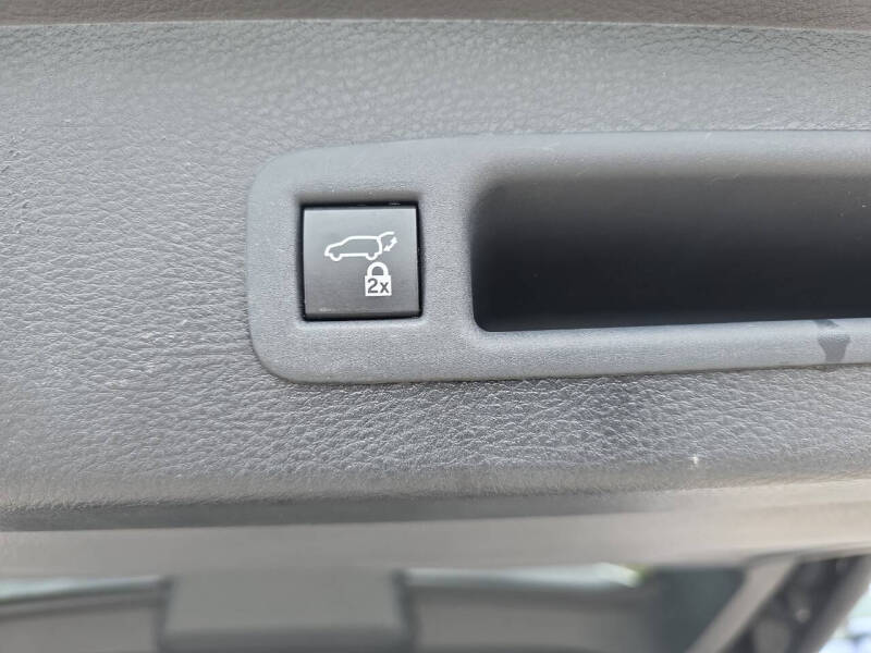 2021 Toyota Sienna XLE 8-Passenger