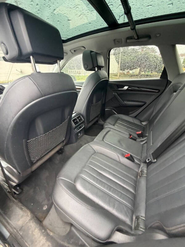 2018 Audi Q5 2.0T quattro Premium Plus