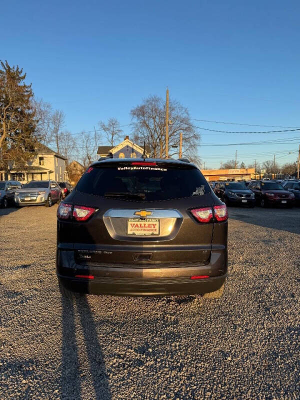 2017 Chevrolet Traverse LT