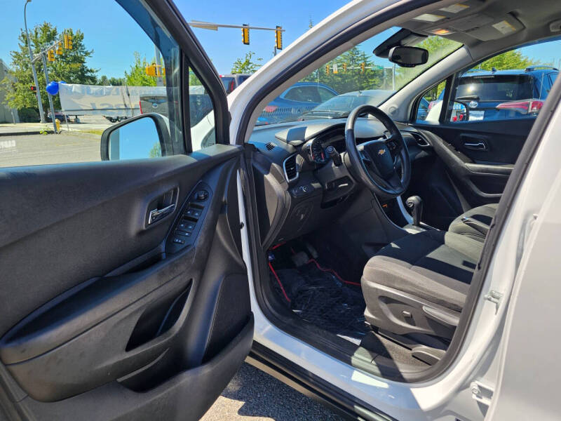 2022 Chevrolet Trax LS