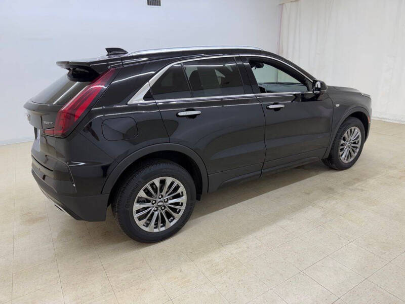 2025 Cadillac XT4 Premium Luxury - Photo 6