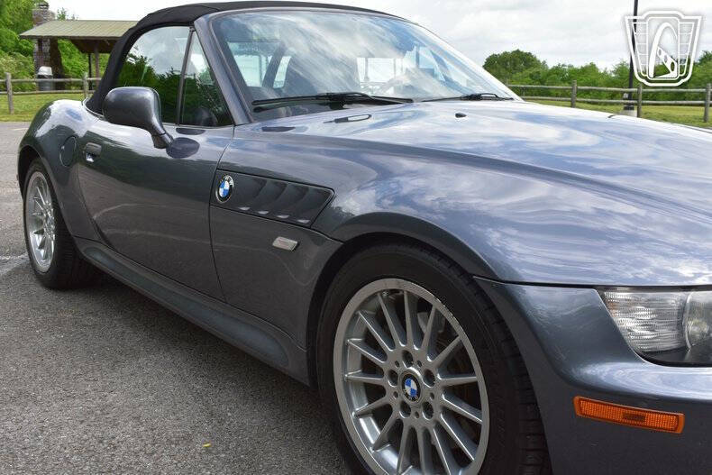 2001 BMW Z3 3.0i