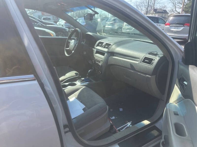 2012 Ford Fusion SE