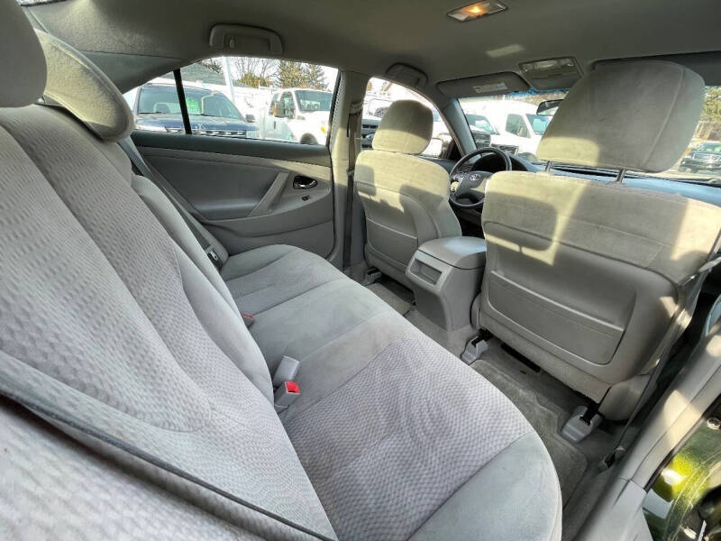 2010 Toyota Camry LE