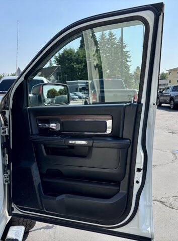 2016 RAM 1500 Laramie