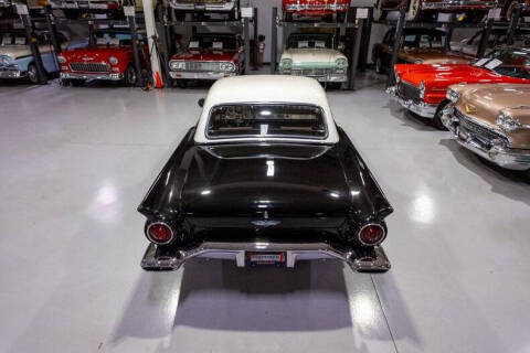 1957 Ford Thunderbird