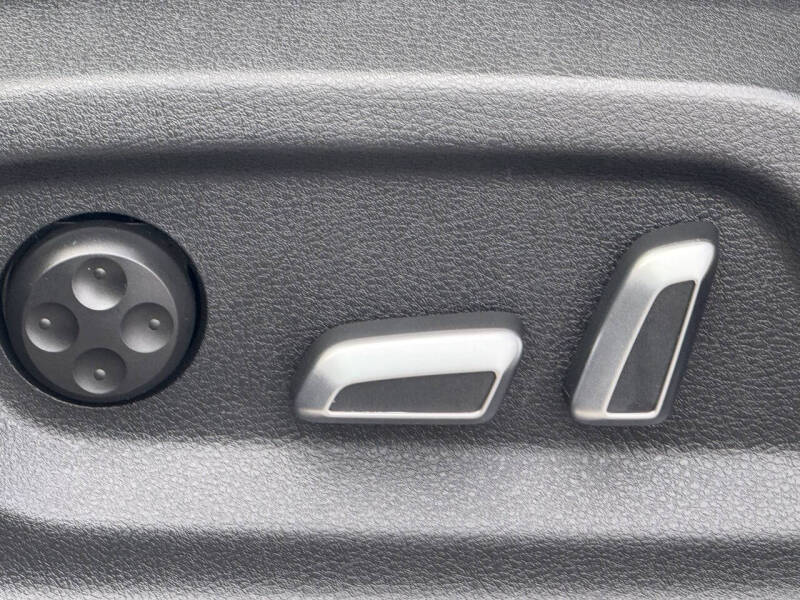 2016 Audi Q5 2.0T quattro Premium Plus